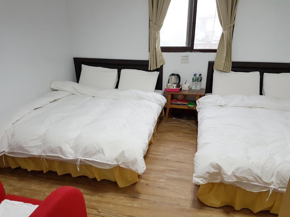 拉拉山周家渡假旅館 Hualing Exteriör bild